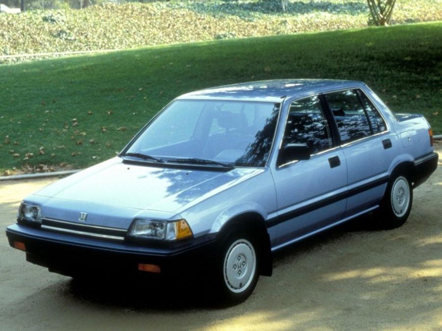  Honda Civic Sedan 1983 года  (фото 4 из 9)
